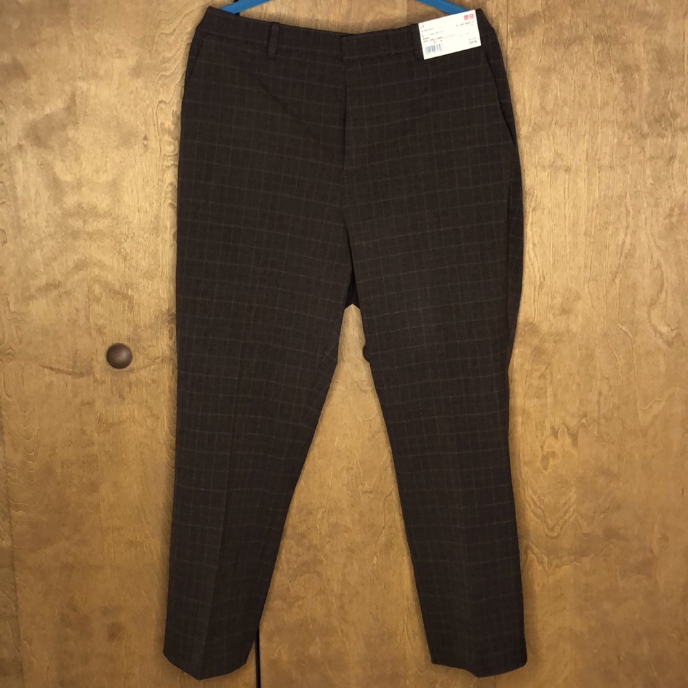 DRK BROWN UNIQLO CHECKERED WOMEN SMART ANKLE PANTS